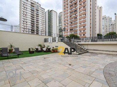 Apartamento à venda em Campo Belo com 84 m², 2 quartos, 1 suíte, 1 vaga