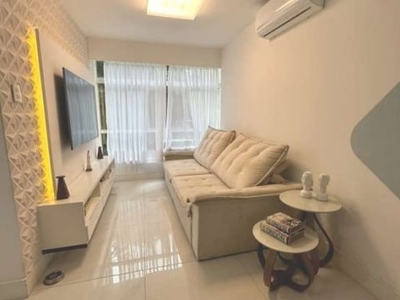 Apartamento à venda em icaraí, 1ª quadra da praia, com projeto de decoração e móveis planejados.