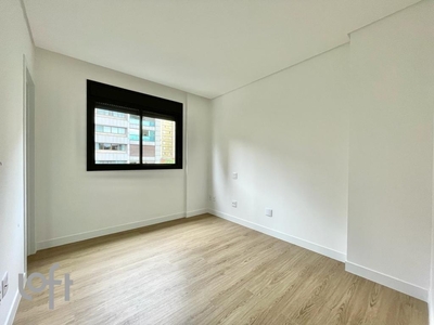 Apartamento à venda em Savassi com 106 m², 3 quartos, 3 suítes, 2 vagas