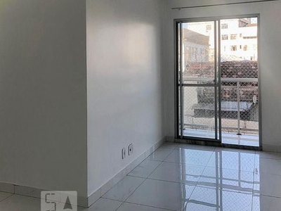 APARTAMENTO no 3º andar com 2 dormitórios