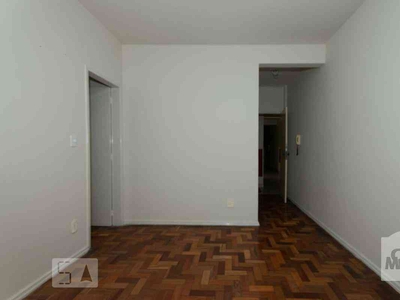 Apartamento com 3 quartos à venda no bairro Barro Preto, 80m²