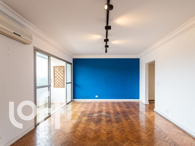 Apartamento à venda em Alto de Pinheiros com 120 m², 3 quartos, 1 suíte, 2 vagas