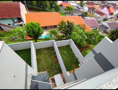 Casa no Bairro Água Verde em Blumenau com 3 Dormitórios (3 suítes) e 125 m²