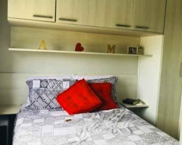 Apartamento 56m² mobiliado, 2 dormitórios, sendo 1 suíte, sala, cozinha com armários, saca