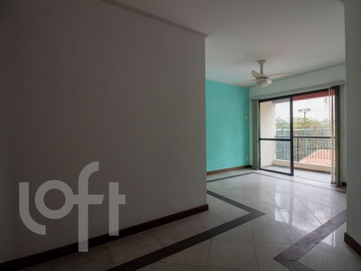 Apartamento à venda em Saúde com 69 m², 3 quartos, 1 suíte, 1 vaga