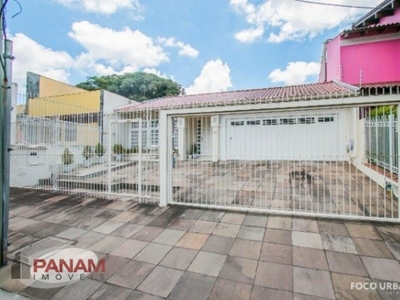 Casa à venda por R$ 999.500