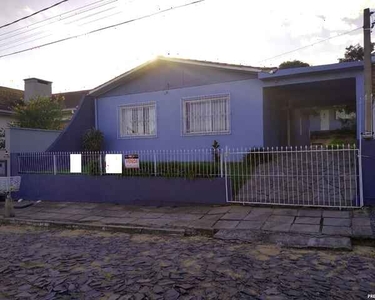 Casa com 3 Dormitorio(s) localizado(a) no bairro Centro em Parobé / RIO GRANDE DO SUL Ref