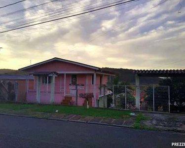 Casa com 3 Dormitorio(s) localizado(a) no bairro Guarujá em Parobé / RIO GRANDE DO SUL Re