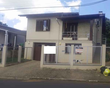 Casa com 3 Dormitorio(s) localizado(a) no bairro Santa Rosa em Taquara / RIO GRANDE DO SU