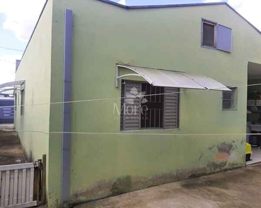 VENDA de Casa 3 Quartos, sendo 1 Suíte, Cozinha americana, Quintal Amplo, no Residencial B