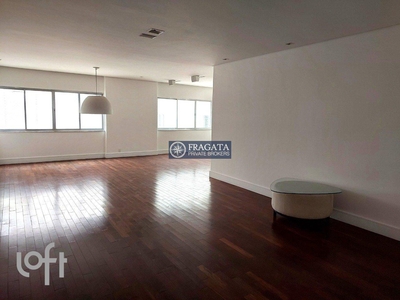 Apartamento à venda em Bela Vista com 220 m², 3 quartos, 1 suíte, 1 vaga