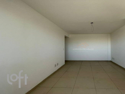 Apartamento à venda em Carlos Prates com 58 m², 2 quartos, 1 suíte, 2 vagas