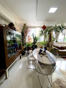 Apartamento à venda em Jardim Paulista com 200 m², 2 quartos, 1 suíte, 2 vagas