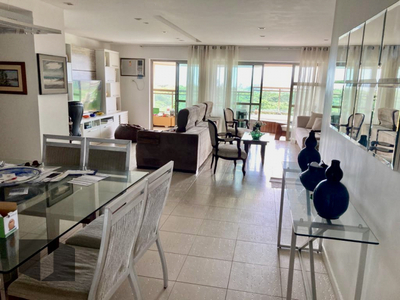 Apartamento em Barra da Tijuca, Rio de Janeiro/RJ de 160m² 4 quartos à venda por R$ 2.099.000,00