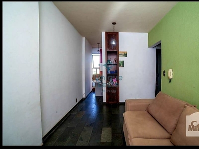 Apartamento em Barro Preto, Belo Horizonte/MG de 55m² 2 quartos à venda por R$ 229.000,00