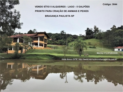 Apartamento em Centro, Bragança Paulista/SP de 120000m² 8 quartos à venda por R$ 3.199.000,00