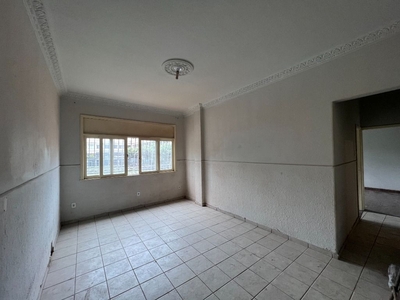 Apartamento em Icaraí, Niterói/RJ de 66m² 2 quartos para locação R$ 1.600,00/mes