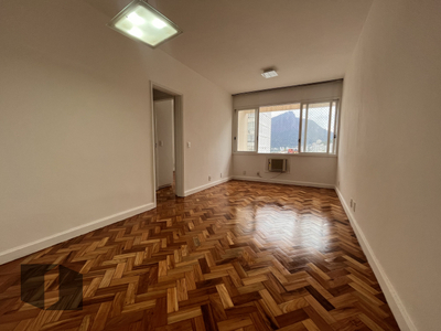 Apartamento em Ipanema, Rio de Janeiro/RJ de 62m² 2 quartos para locação R$ 4.500,00/mes