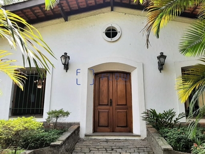 Casa em Alto de Pinheiros, São Paulo/SP de 0m² 3 quartos à venda por R$ 4.899.000,00