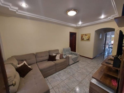 Casa em Bandeirantes, Londrina/PR de 150m² 4 quartos à venda por R$ 419.000,00