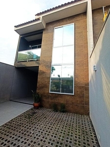 Casa em Bandeirantes, Londrina/PR de 155m² 3 quartos à venda por R$ 529.000,00