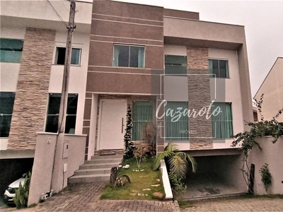 Casa em Cachoeira, Curitiba/PR de 180m² 3 quartos à venda por R$ 799.000,00