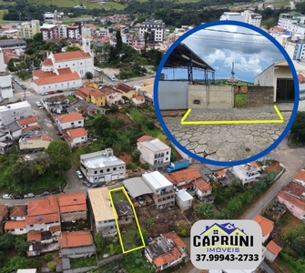 Casa em Centro, Carmópolis De Minas/MG de 243m² 1 quartos à venda por R$ 169.000,00