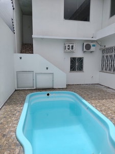 Casa em Centro, Manaus/AM de 300m² 3 quartos à venda por R$ 529.000,00