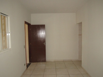 Casa em Centro, Piracicaba/SP de 90m² 2 quartos para locação R$ 1.100,00/mes