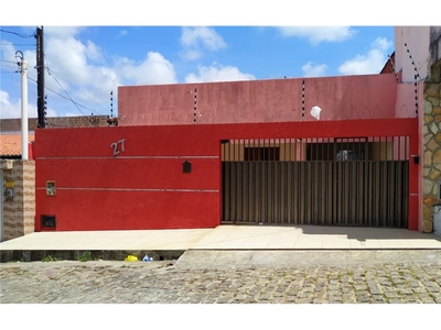 Casa em Dix-Sept Rosado, Natal/RN de 178m² 2 quartos à venda por R$ 219.000,00