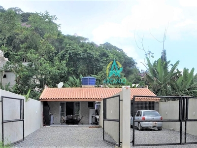 Casa em Enseada, Ubatuba/SP de 63m² 2 quartos à venda por R$ 449.000,00