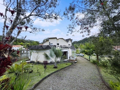 Casa em Fazenda Bela Vista, Nova Friburgo/RJ de 189m² 3 quartos à venda por R$ 759.000,00