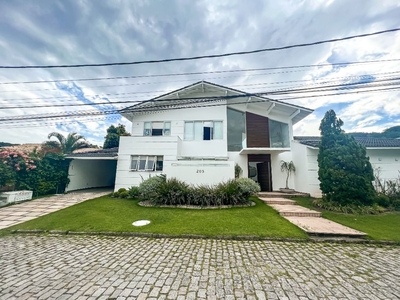 Casa em Itaipu, Niterói/RJ de 723m² 4 quartos à venda por R$ 4.599.000,00