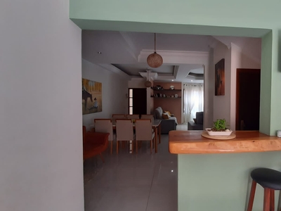 Casa em Jardim Ana Maria, Sorocaba/SP de 244m² 3 quartos à venda por R$ 699.000,00