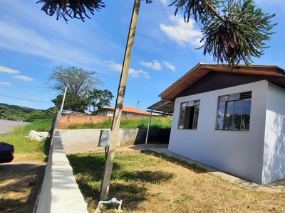 Casa em Jardim Emília, Campo Largo/PR de 124m² 3 quartos à venda por R$ 239.000,00