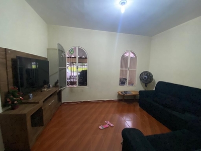 Casa em Jardim Guarujá, Sorocaba/SP de 236m² 3 quartos à venda por R$ 424.000,00