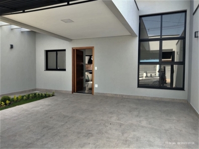 Casa em Jardim Monte Carlo, Indaiatuba/SP de 108m² 3 quartos à venda por R$ 619.000,00