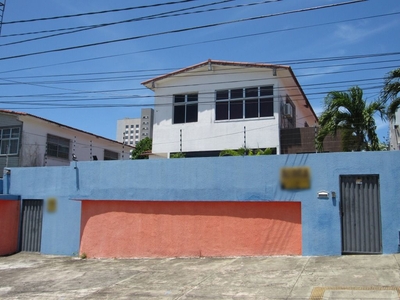 Casa em Lagoa Nova, Natal/RN de 300m² para locação R$ 5.900,00/mes