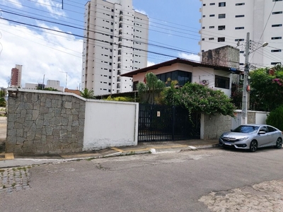 Casa em Lagoa Nova, Natal/RN de 401m² à venda por R$ 1.249.000,00