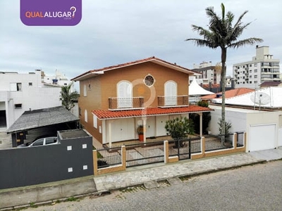 Casa em Mar Grosso, Laguna/SC de 200m² 3 quartos à venda por R$ 1.279.000,00