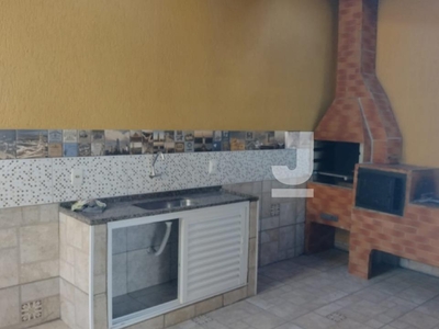 Casa em Medeiros, Jundiaí/SP de 212m² 3 quartos à venda por R$ 749.000,00