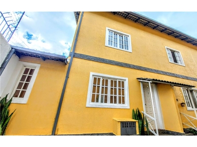 Casa em Panorama, Teresópolis/RJ de 131m² 4 quartos à venda por R$ 549.000,00