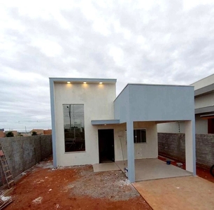 Casa em Parque Das Araras, Lucas Do Rio Verde/MT de 70m² 2 quartos à venda por R$ 329.000,00