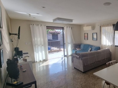 Casa em Piratininga, Niterói/RJ de 176m² 3 quartos à venda por R$ 834.000,00