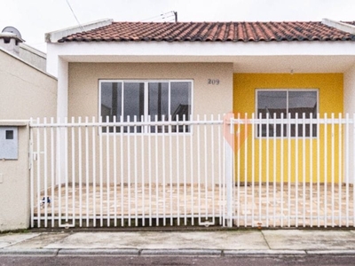 Casa em Santa Terezinha, Fazenda Rio Grande/PR de 45m² 2 quartos à venda por R$ 204.000,00