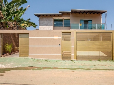 Casa em Setor de Mansões Park Way, Brasília/DF de 350m² 5 quartos à venda por R$ 1.389.000,00