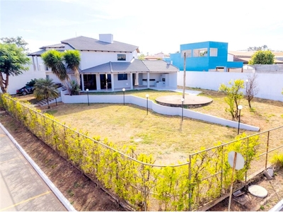 Casa em Setor Habitacional Vicente Pires (Taguatinga), Brasília/DF de 350m² 4 quartos à venda por R$ 1.599.000,00