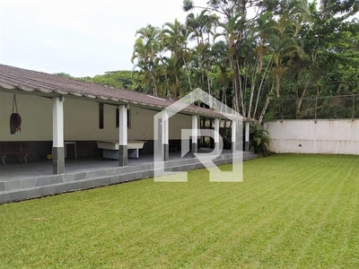 Casa em São Lourenço, Bertioga/SP de 400m² 4 quartos à venda por R$ 869.000,00