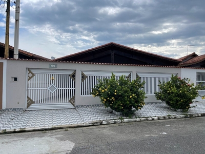 Casa em Solemar, Praia Grande/SP de 154m² 3 quartos à venda por R$ 829.000,00