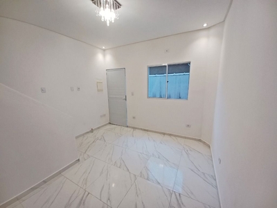 Casa em Vila Caiçara, Praia Grande/SP de 59m² 2 quartos à venda por R$ 244.000,00